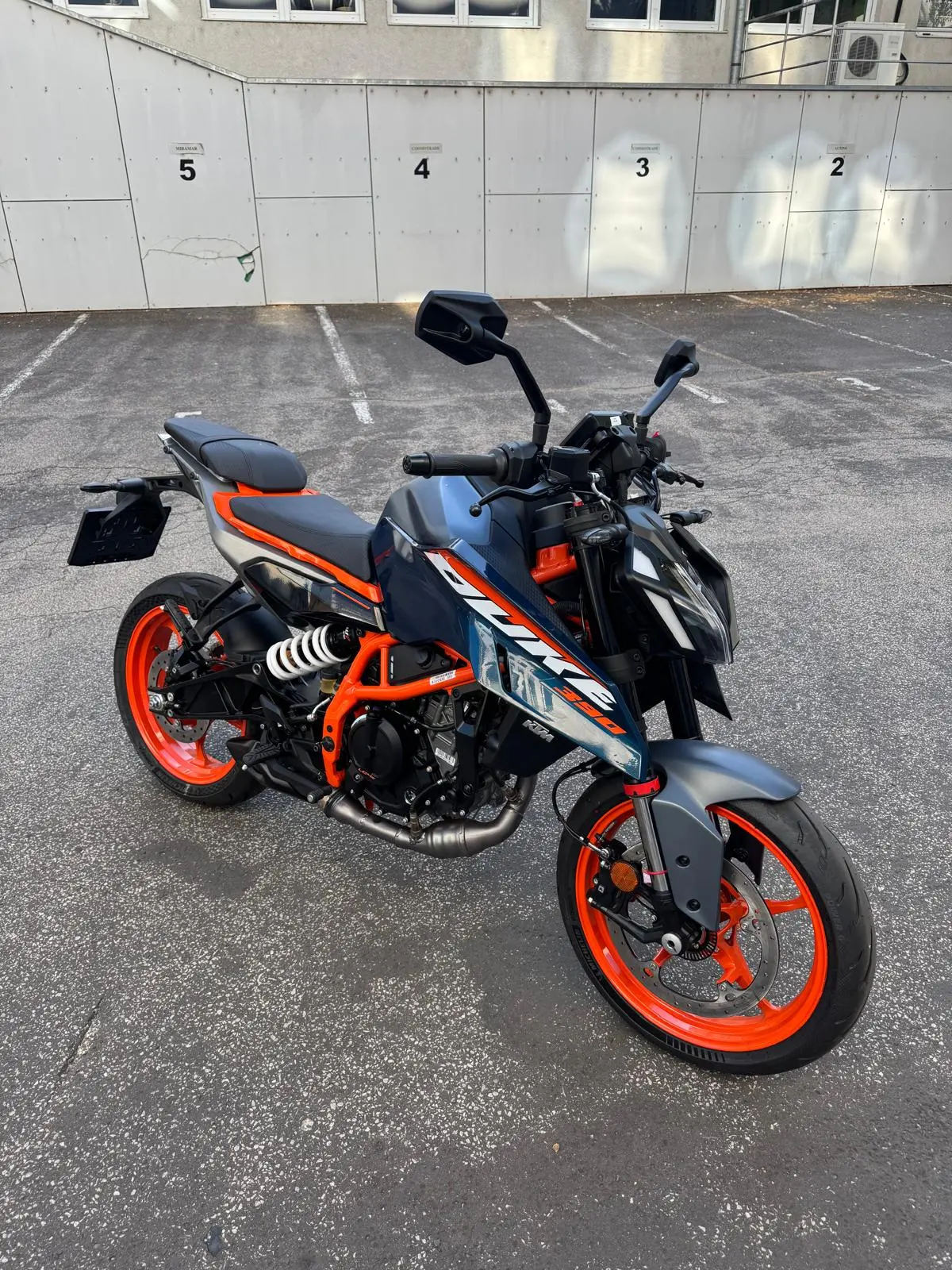 [Obrázok motorky KTM 390 Duke]